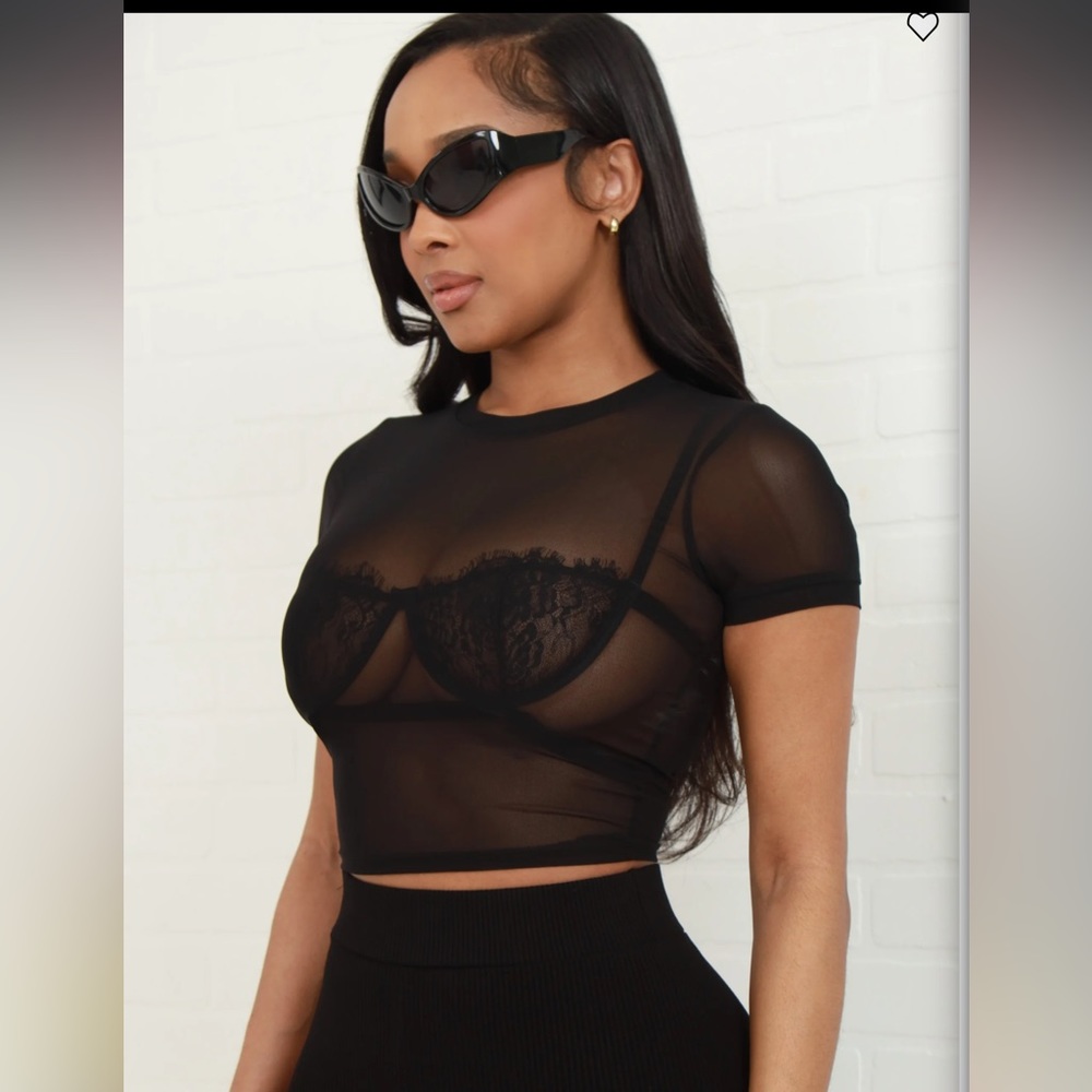 Elevate Mesh Cropped T- Shirt